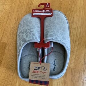 ❤️🎁NWT Dearfoams Gel Infused Memory Foam Open Slide Slipper Grey Print